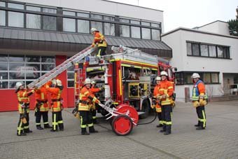Löschgruppenfahrzeug 1 Löschgruppenfahrzeug 1 von hinten