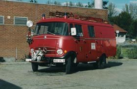 LF 8 im Hof des Gerätehauses LF 8 im Hof des Gerätehauses