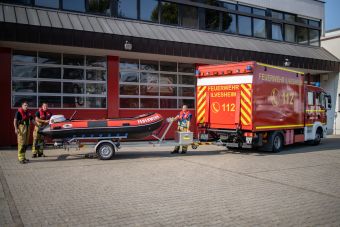 Rettungsboot Rettungsboot mit Besatzung